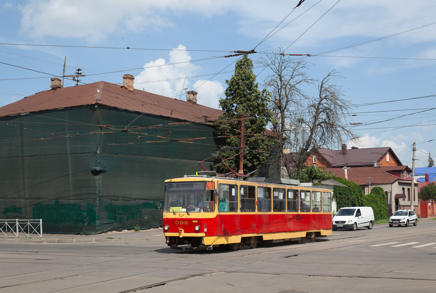 Oryol, Tatra T6B5SU № 098; Oryol — Central tramlines crossroads