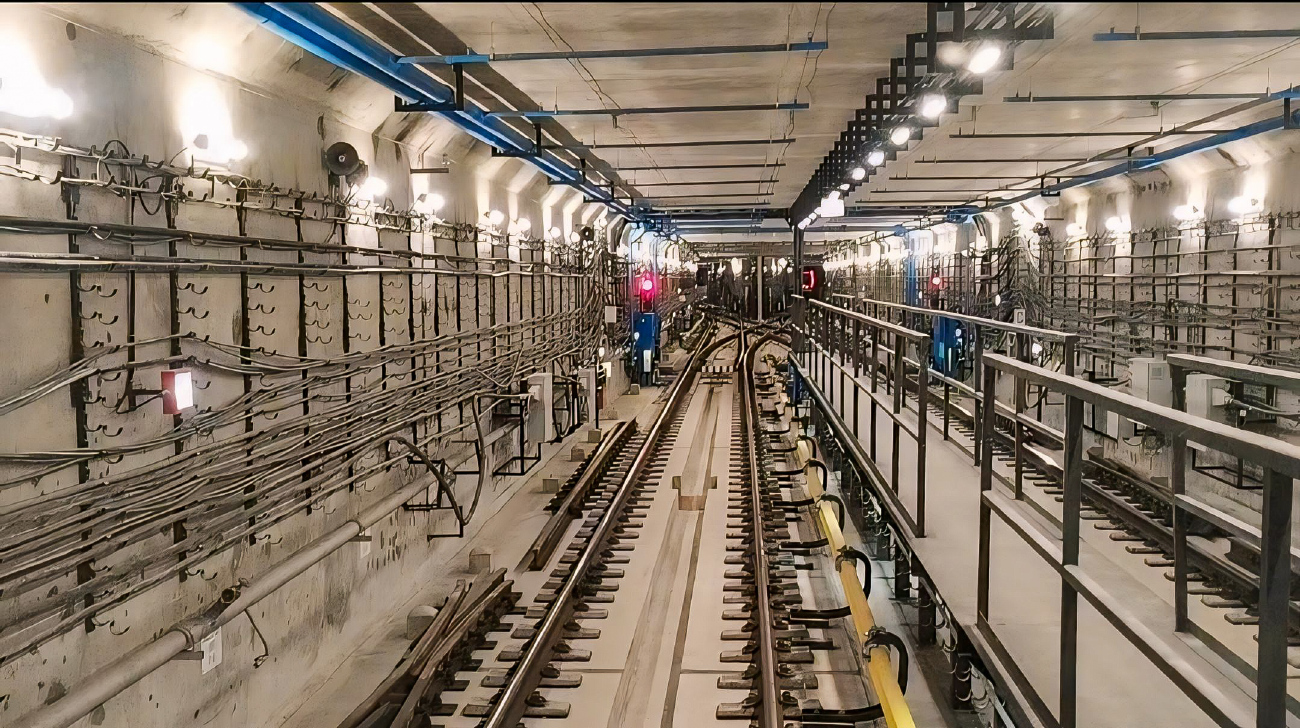 Москва — Метрополитен — [1] Сокольническая линия