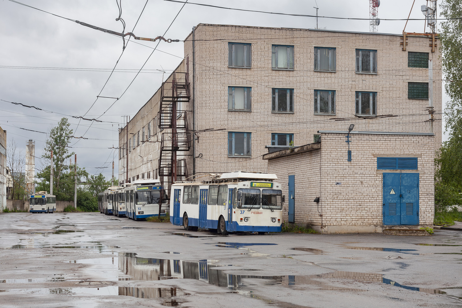 Великий Новгород, ЗиУ-682 КР Иваново № 37