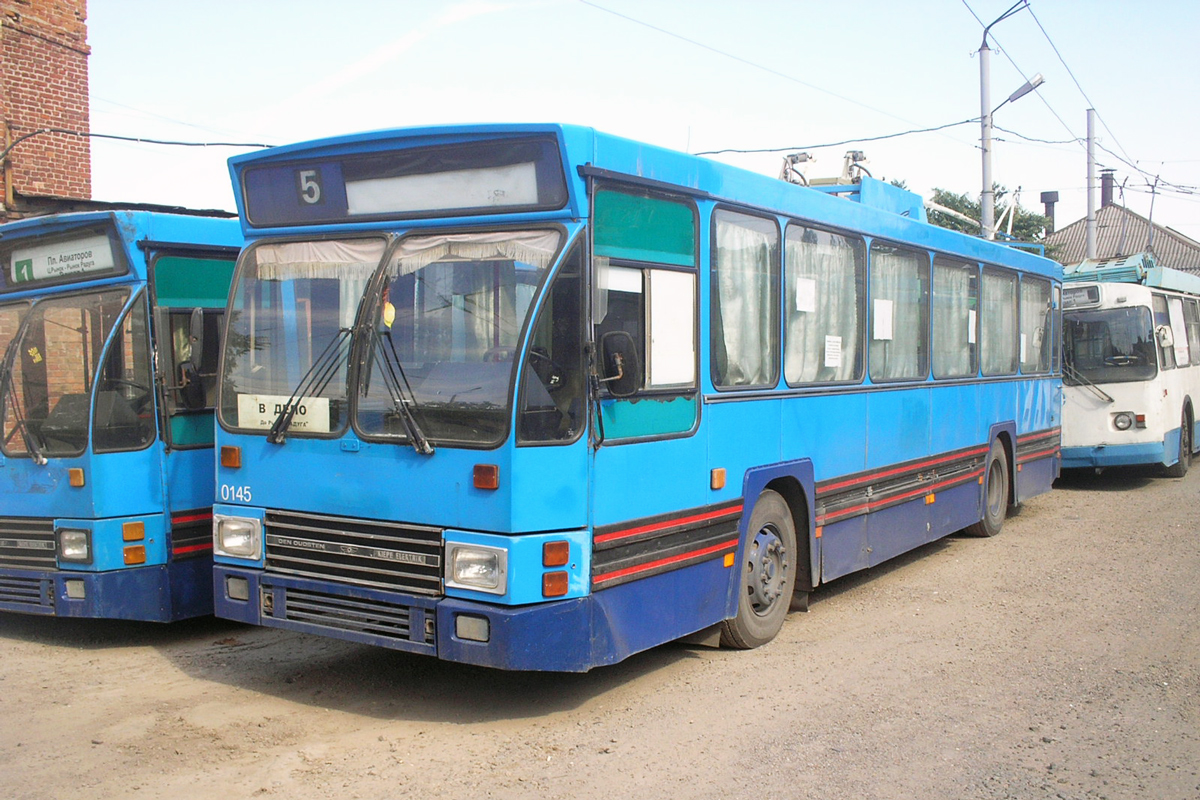 Таганрог, DAF Den Oudsten B79T-KM560 / Kiepe № 0145