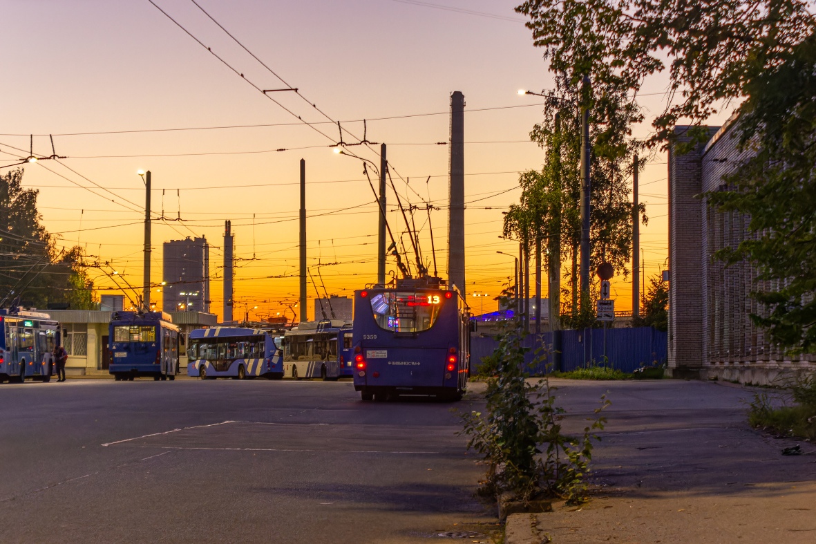 Sankt Petersburg, VMZ-5298.01 “Avangard” Nr. 5350