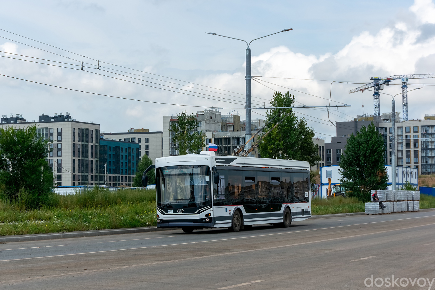 Омск, ПКТС-6281.00 «Адмирал» № 421