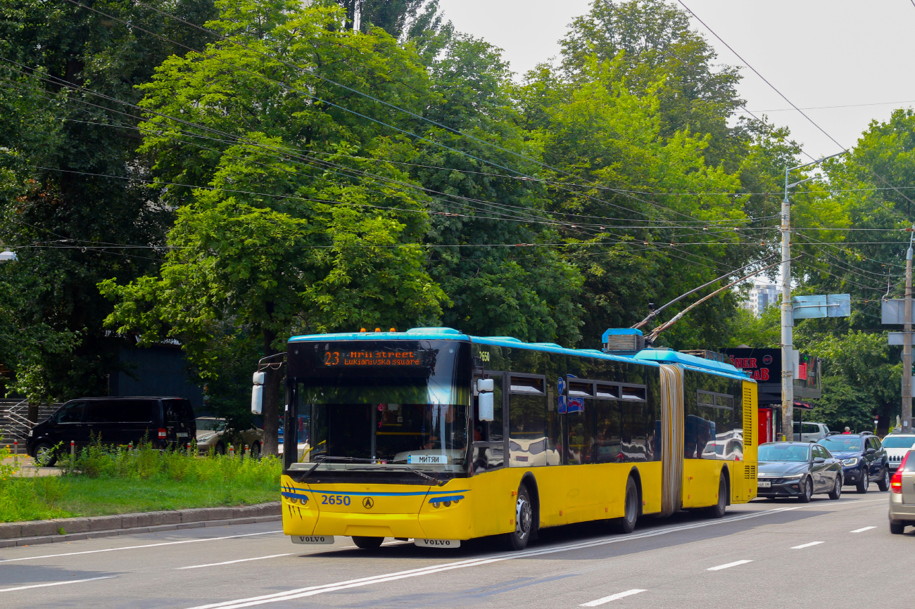 Киев, ЛАЗ E301D1 № 2650