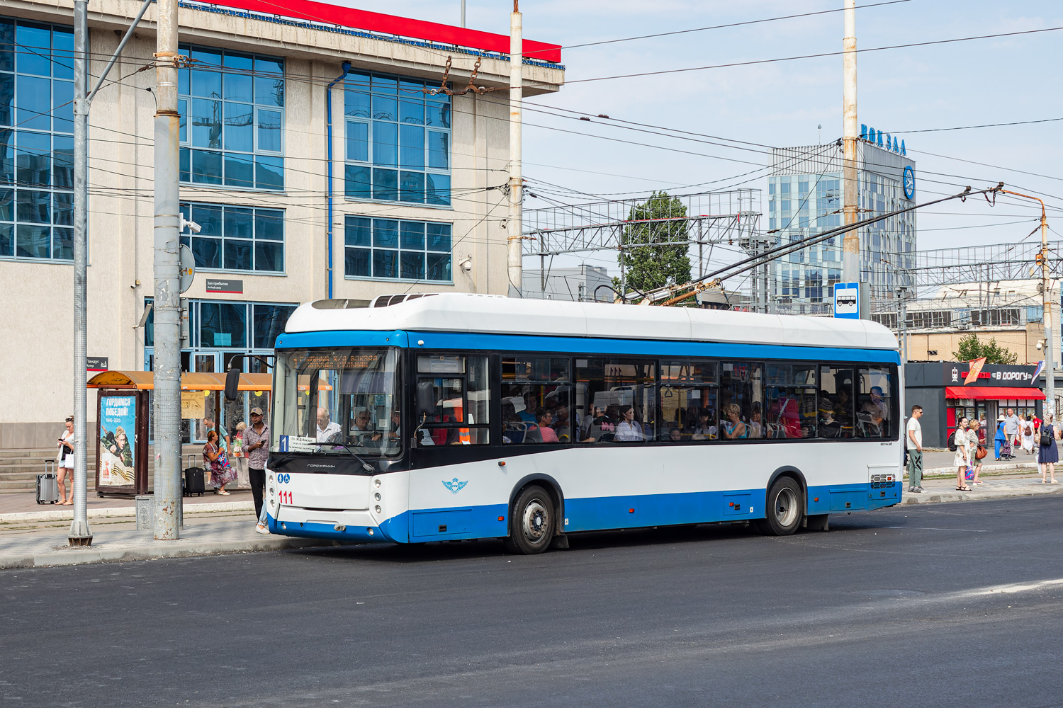 Ростов-на-Дону, УТТЗ-6241-10-02 «Горожанин» № 111