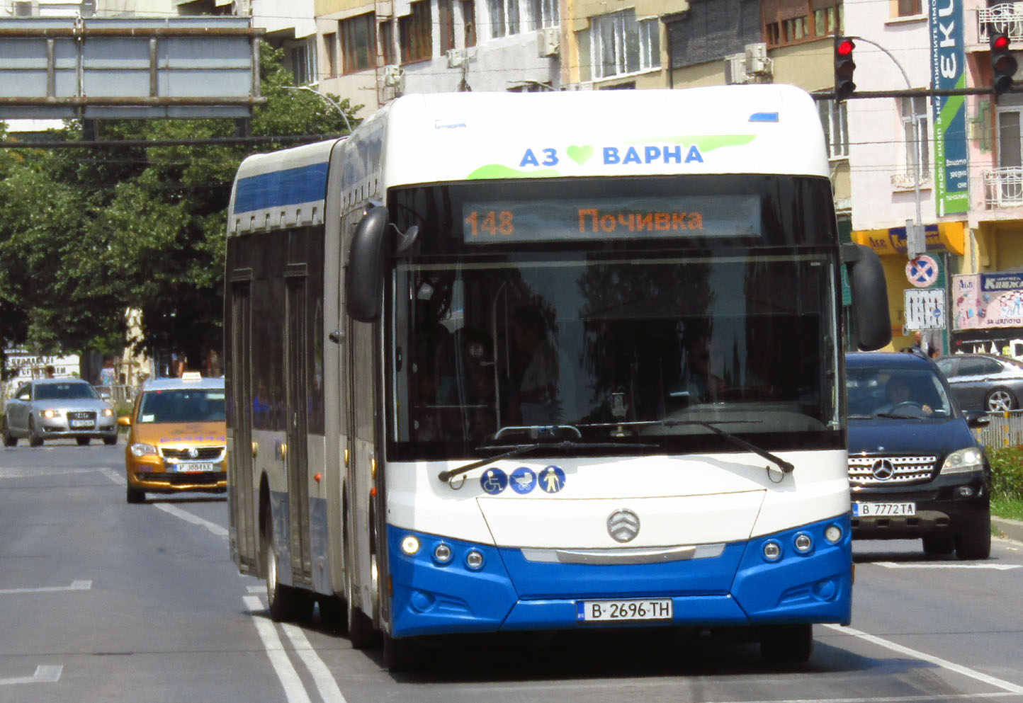 Варна, Golden Dragon XML6185CE № B 2696 TH