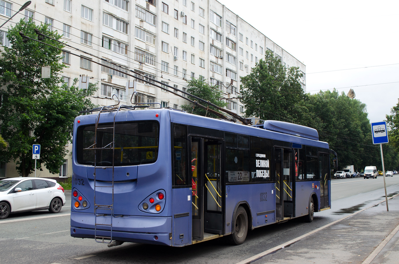 Уфа, БТЗ-52763А № 1032