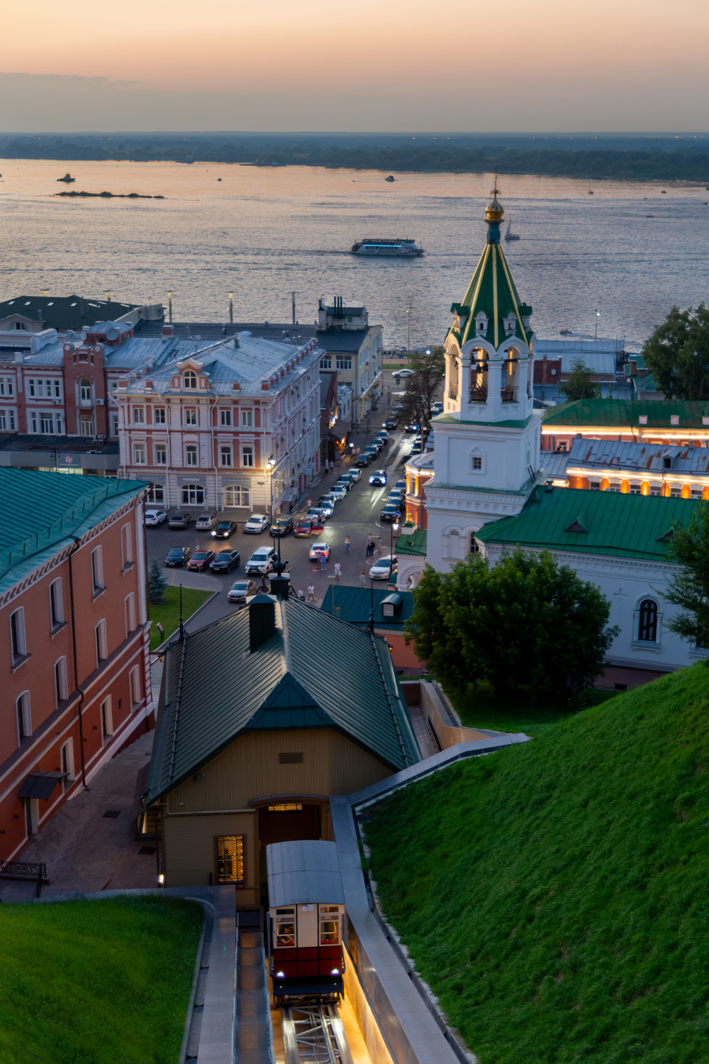 Нижний Новгород — Кремлёвский элеватор (1896-1928, 2024-...)