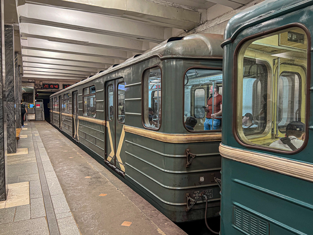 Москва, 81-717.5 (ЛВЗ/ВМ) № 10099