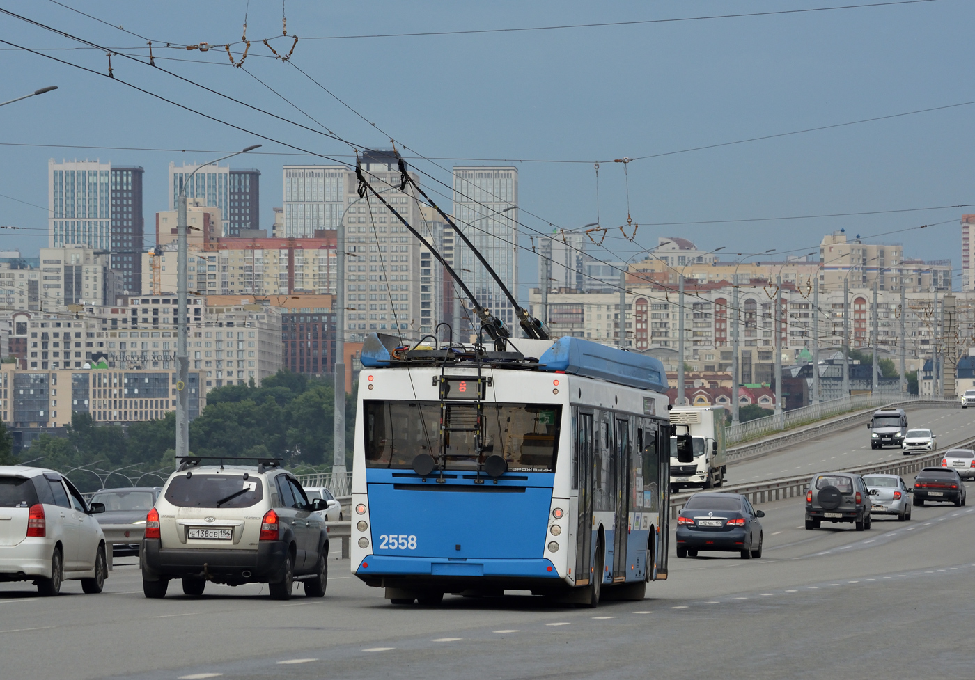 Новосибирск, УТТЗ-6241.01 «Горожанин» № 2558