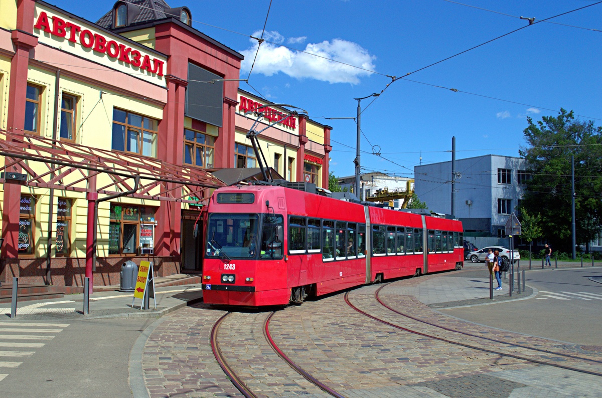 Львов, ACMV/ABB/Duewag Be 4/8 № 1243