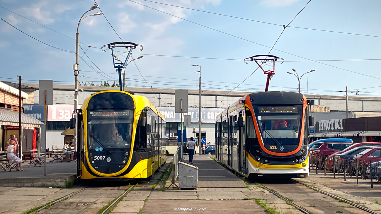 Киев, К1Т306 № 5007; Киев, К1М6 № 511