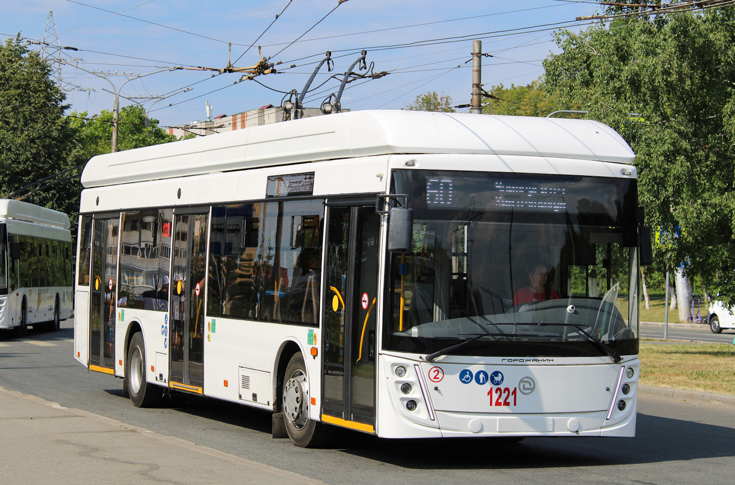 Чебоксары, УТТЗ-6241.01 «Горожанин» № 1221