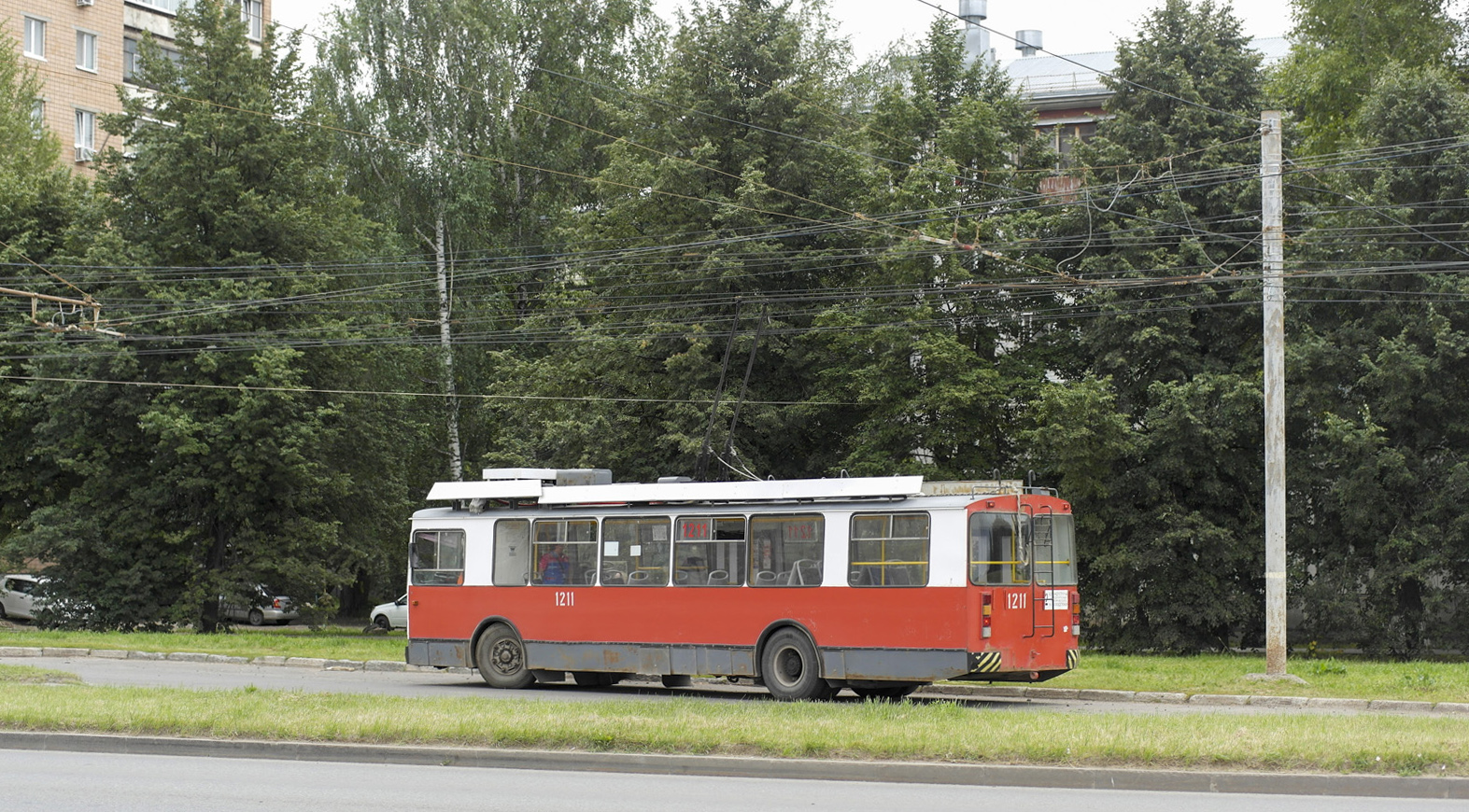 Ижевск, ЗиУ-682В № 1211