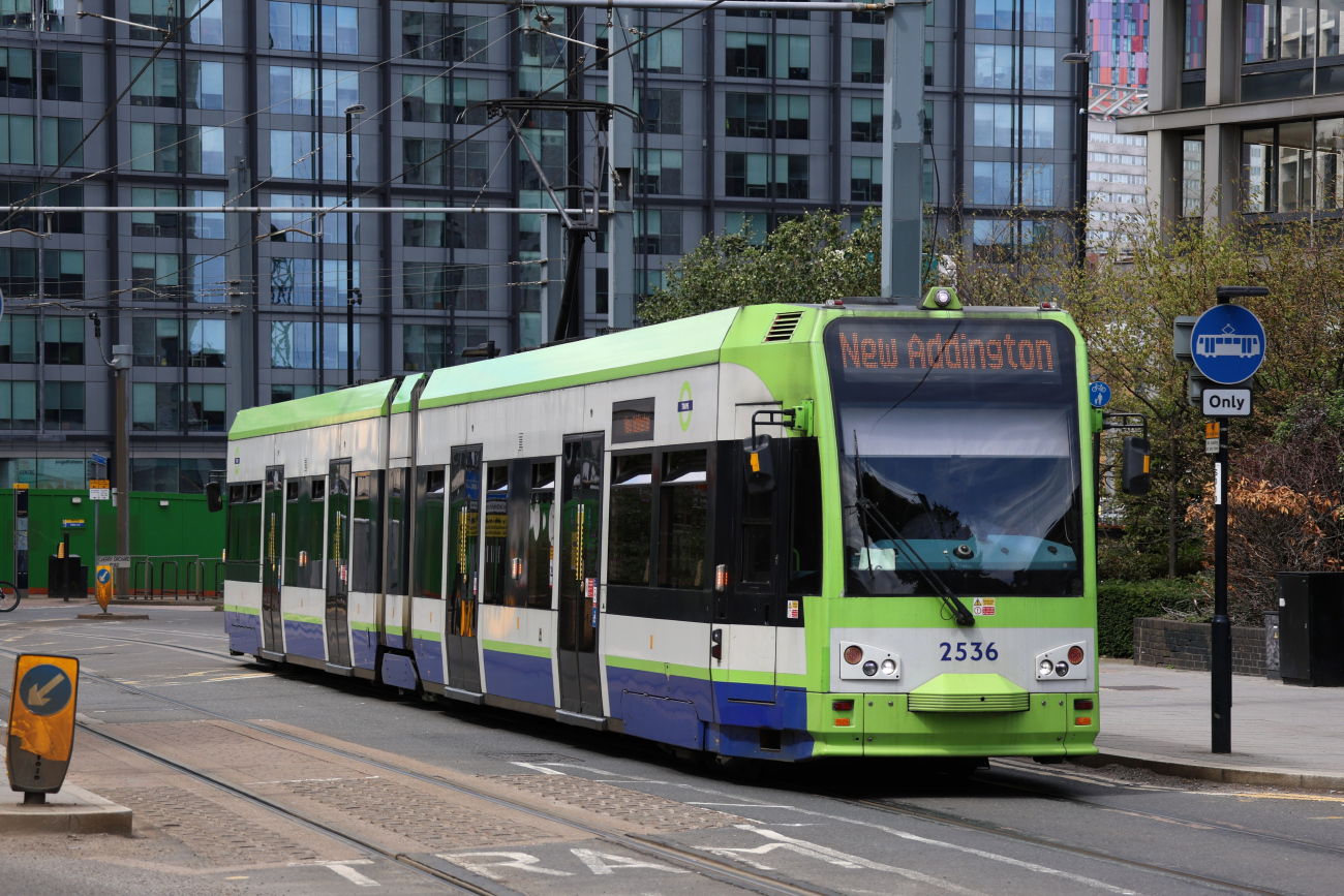 Лондон, Bombardier CR-4000 № 2536