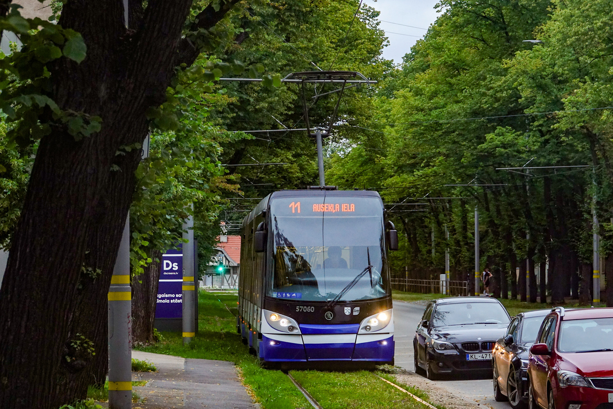 Рига, Škoda 15T ForCity Alfa Riga № 57060