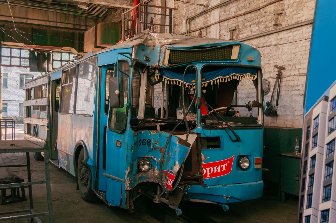 Žytomyr, ZiU-682G-016 (018) č. 1068