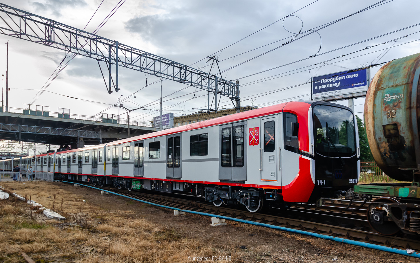 Saint-Petersburg, 81-725.1 "Baltiets" # 25072; Saint-Petersburg — Metro — Transport of subway cars by railway Saint-Petersburg, 81-725.1 "Baltiets" # 25072; Saint-Petersburg — Metro — Transport of subway cars by railway
