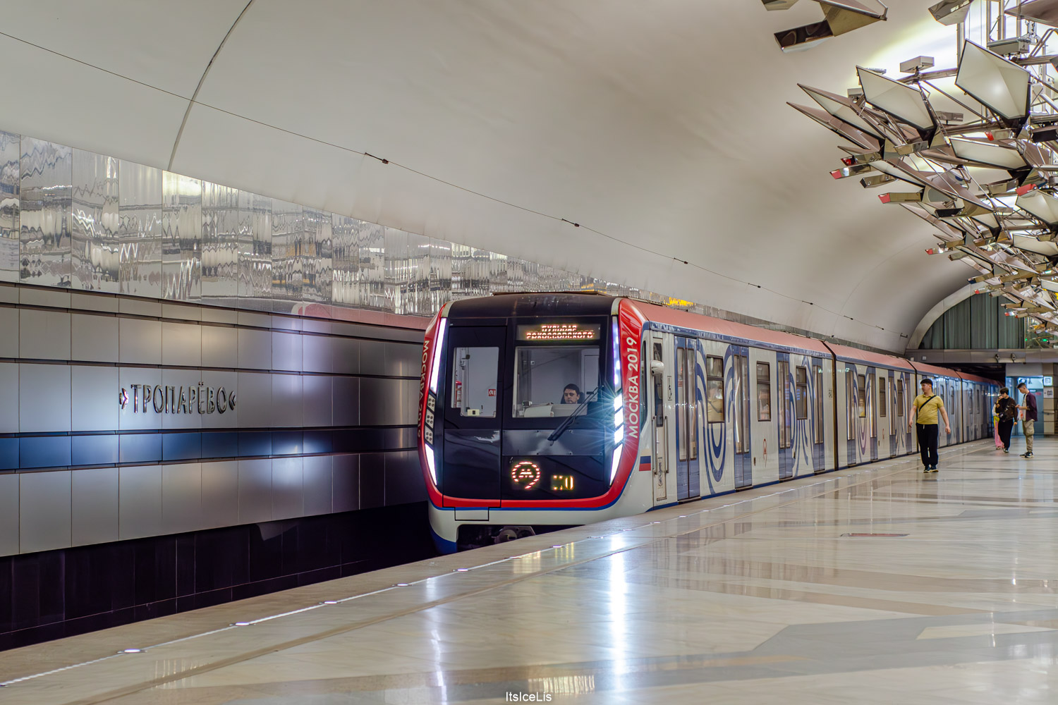 Москва, 81-765.4 «Москва-2019» № 65400