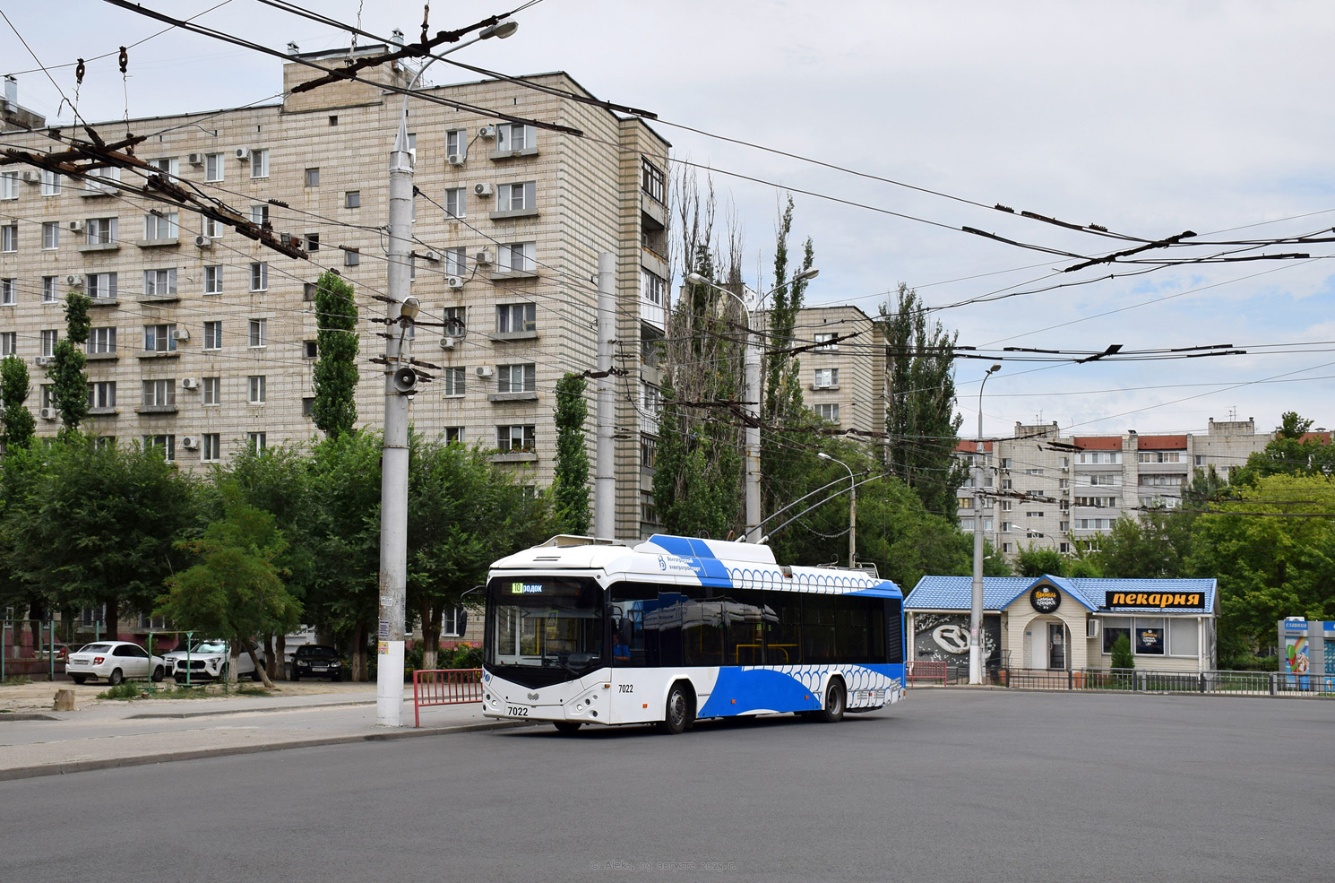 Волгоград, БКМ 32100D № 7022