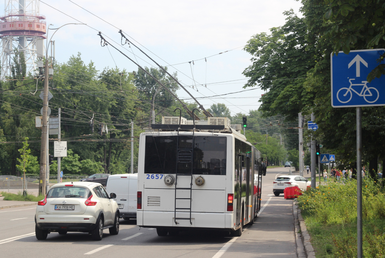 Киев, ЛАЗ E301D1 № 2657