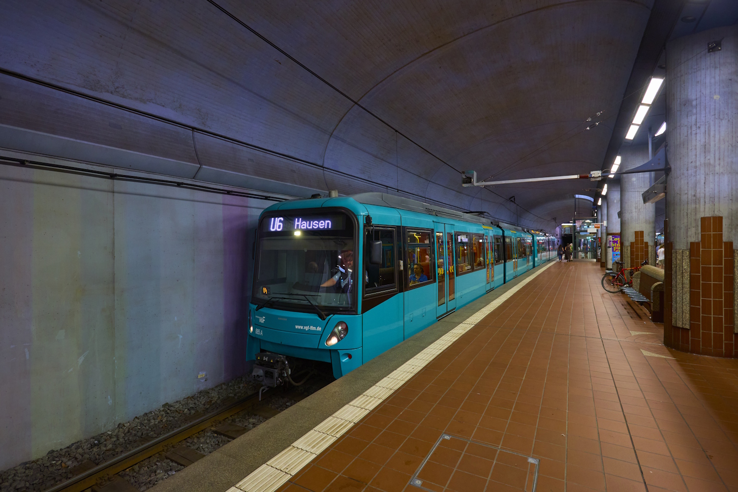 Frankfurt am Main, Bombardier Flexity Swift U5-50 # 885