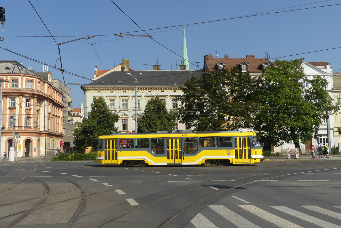 Пльзень, Tatra T3R.PLF № 327