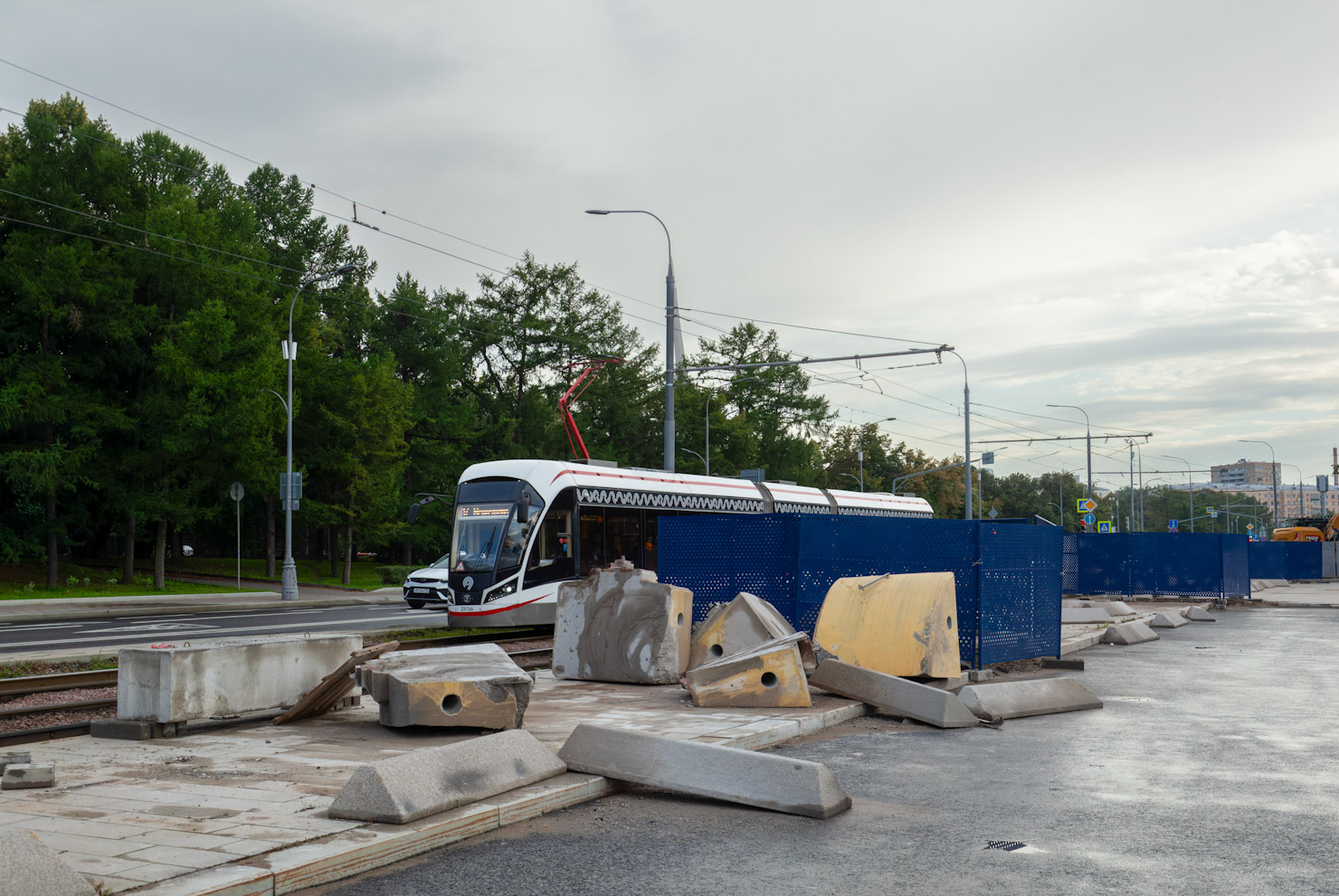 Москва — Демонтаж линии монорельса и перестройка её в парк на высоте