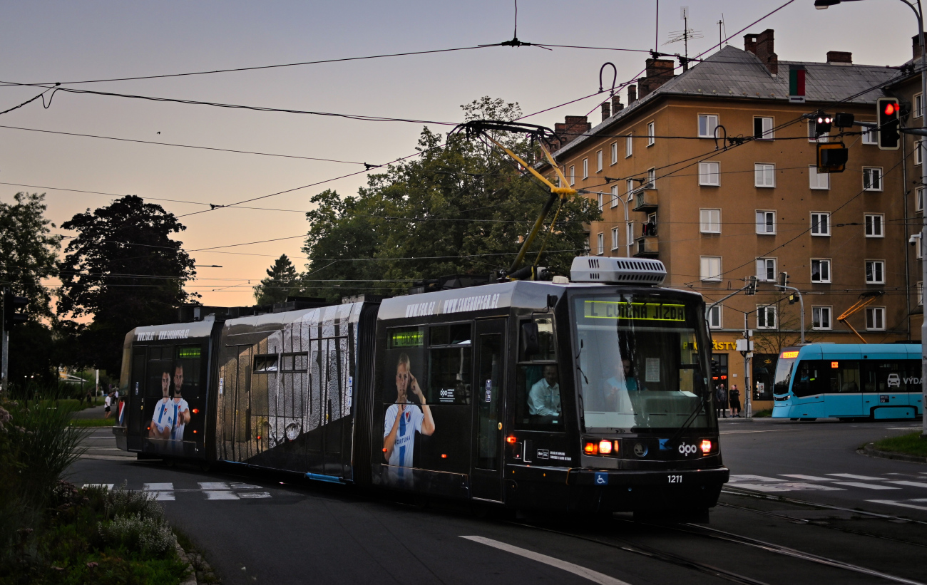 Ostrava, Škoda 03T4 Astra nr. 1211