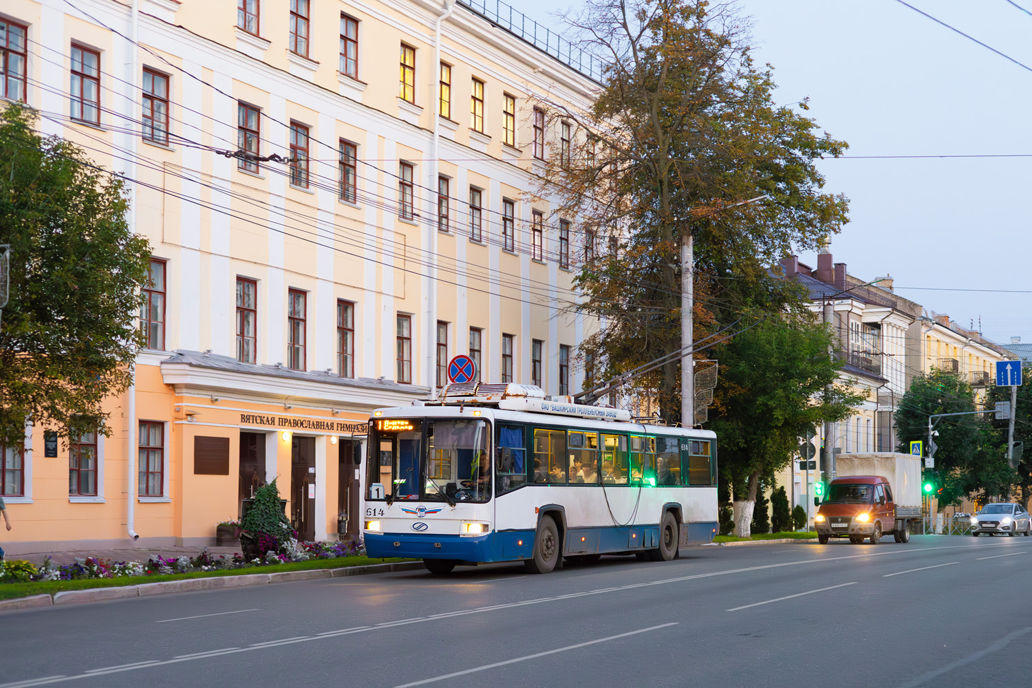 Киров, БТЗ-52768Р № 614