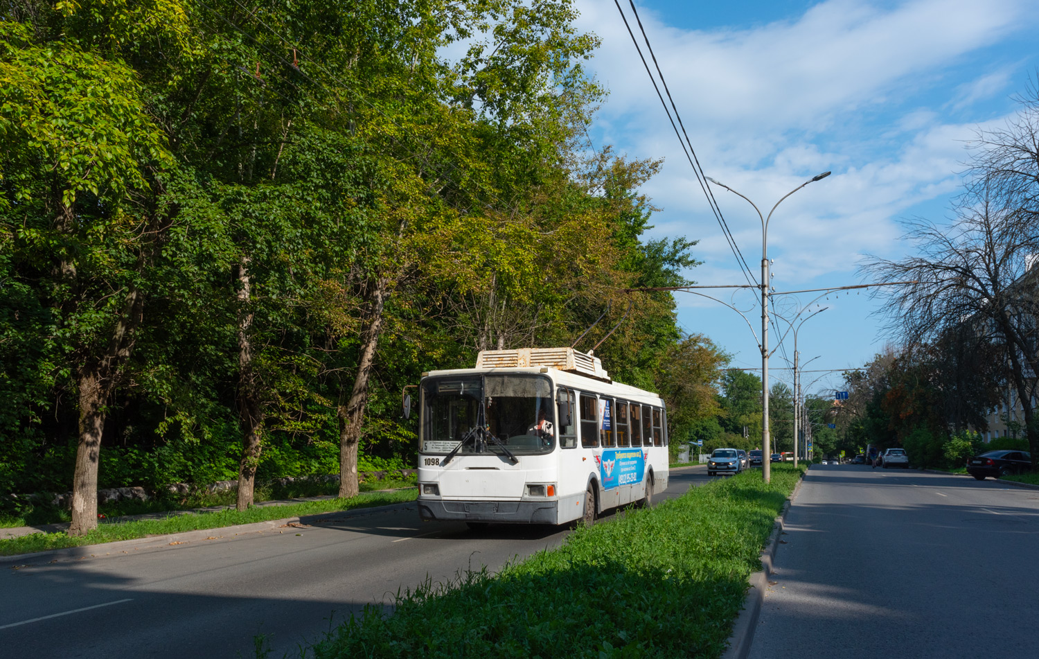 Ryazan, LiAZ-5280 č. 1098
