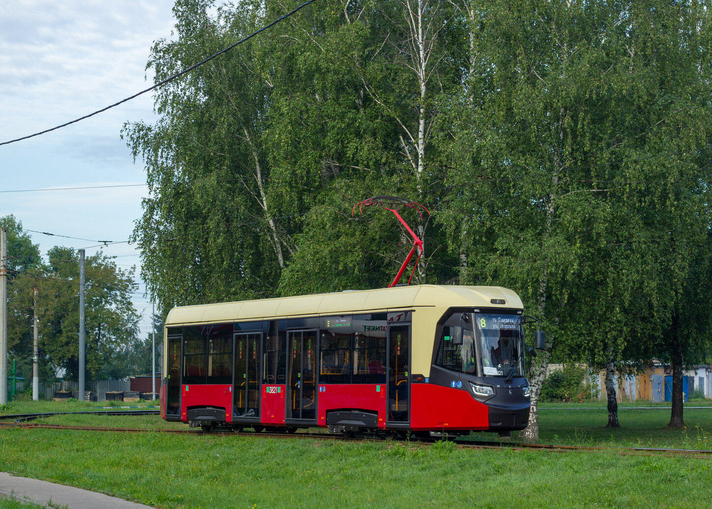 Niżny Nowogród, BKM T811 "MiNiN" Nr 3821