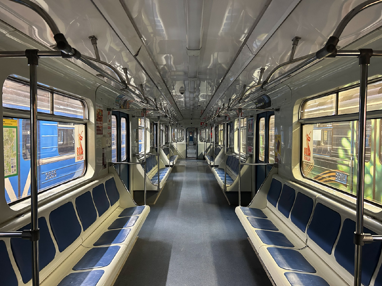 Екатеринбург, 81-717.5 (ЛВЗ/ВМ) № 8912