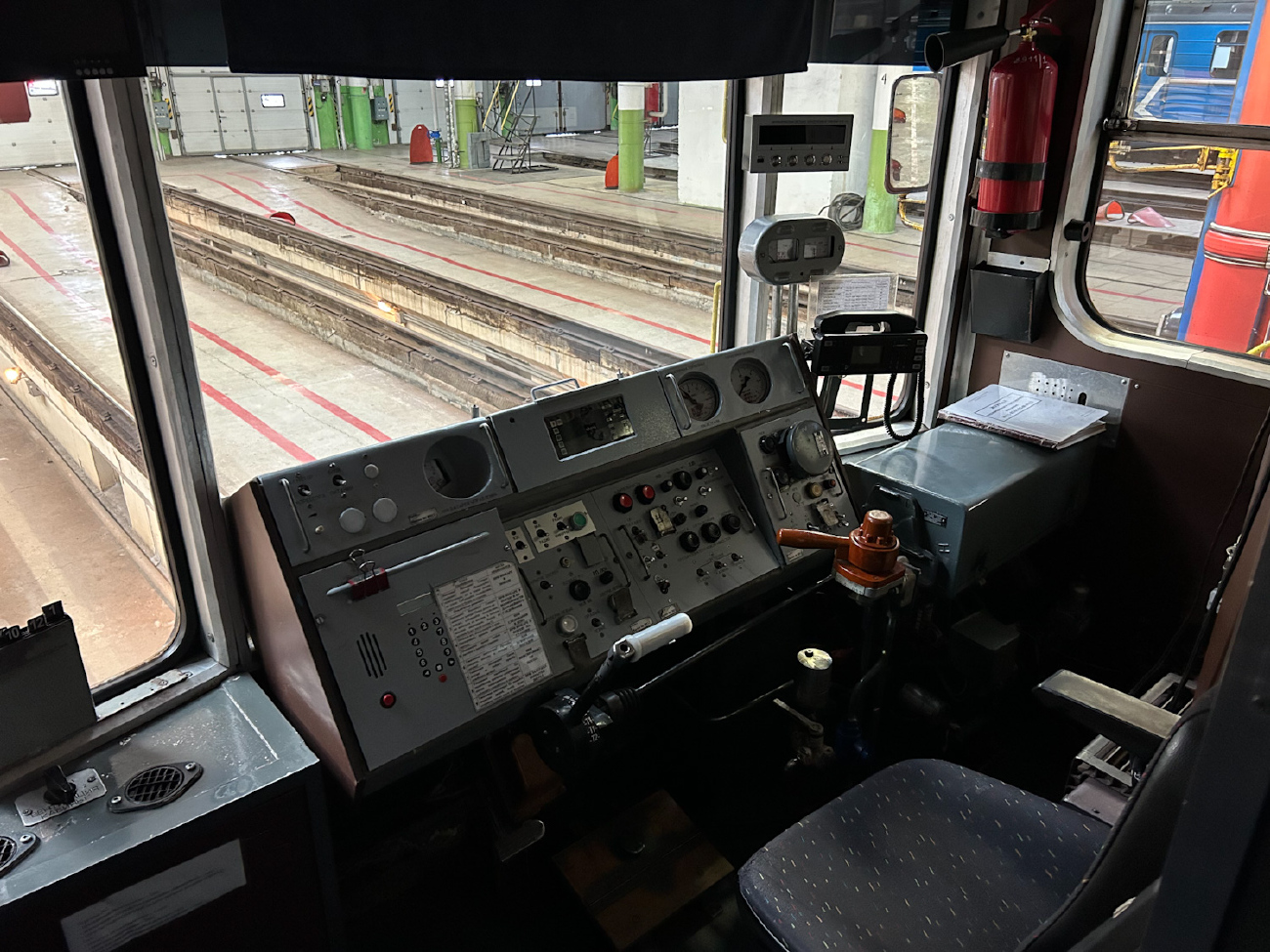 Екатеринбург, 81-717.5 (ЛВЗ/ВМ) № 8911