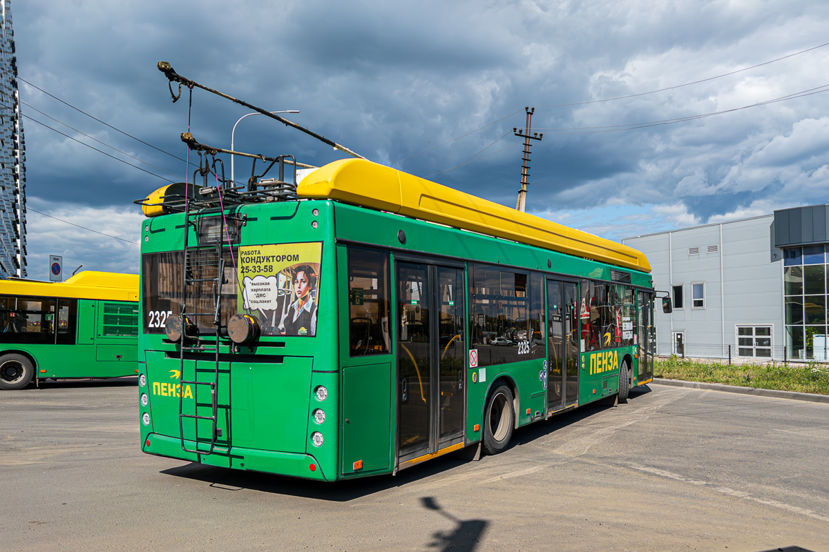 Пенза, УТТЗ-6241.01 «Горожанин» № 2325