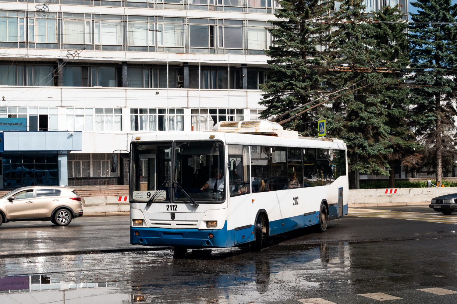 Уфа, НефАЗ-БТЗ 52765Р № 2112