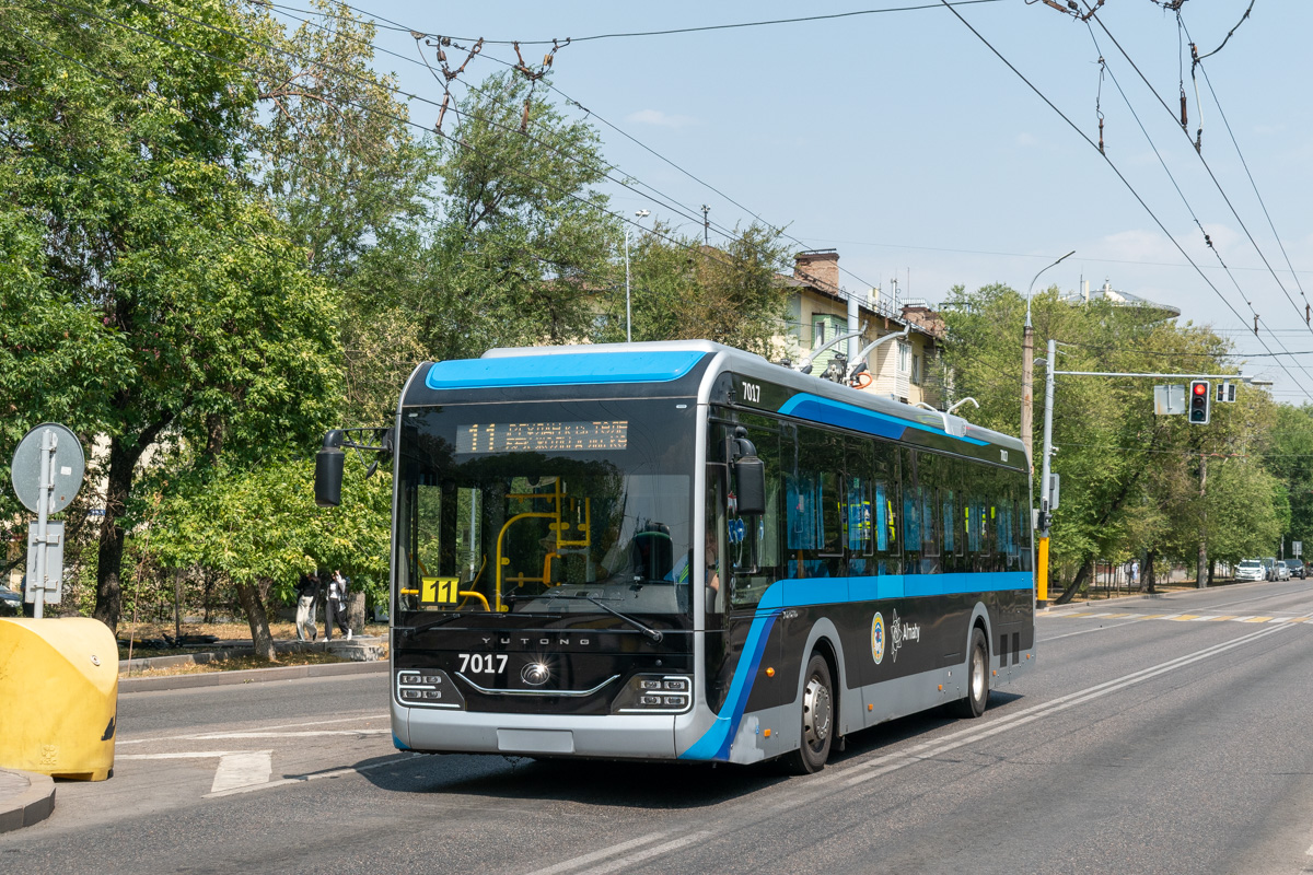 Almati, Yutong ZK6128BEVG (QazTehna) № 7017 Almati, Yutong ZK6128BEVG (QazTehna) № 7017