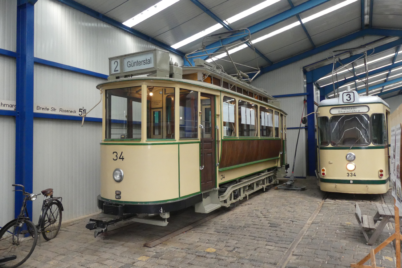 Wehmingen, MAN 2-axle motor car # 34; Wehmingen, Westwaggon 3-axle motor car # 334