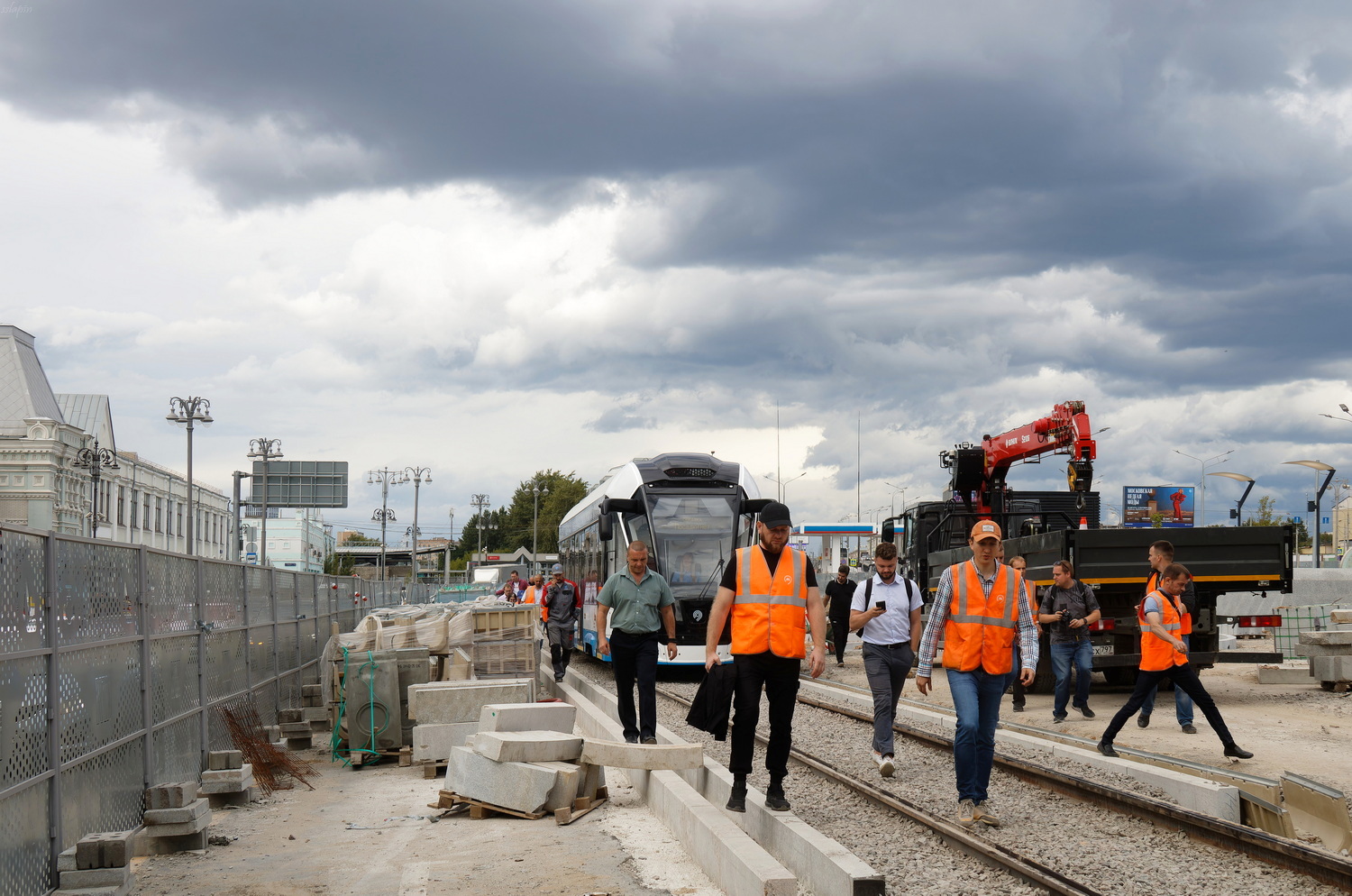 Москва — Восстановление трамвайной линии по Трифоновской улице и улице Гиляровского до Рижской площади; Работники электротранспорта