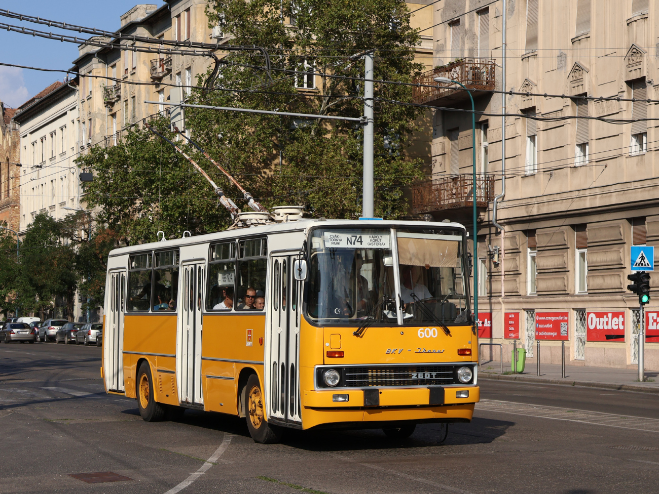 Будапешт, Ikarus 260.T1 № 600
