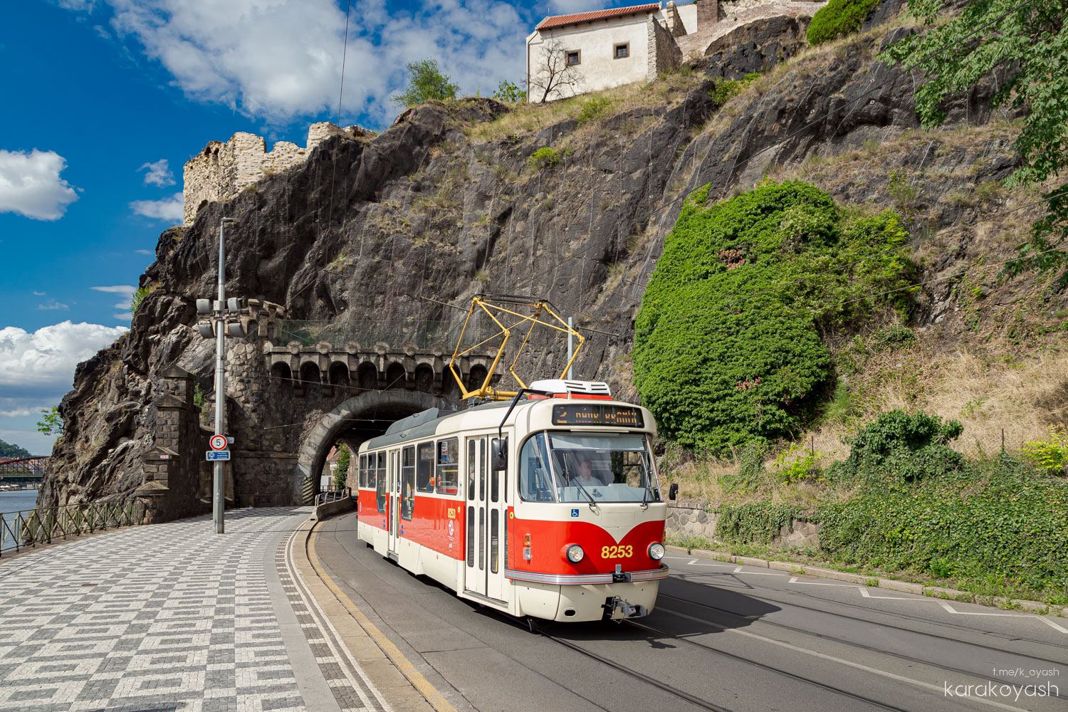 Прага, Tatra T3R.PLF № 8253