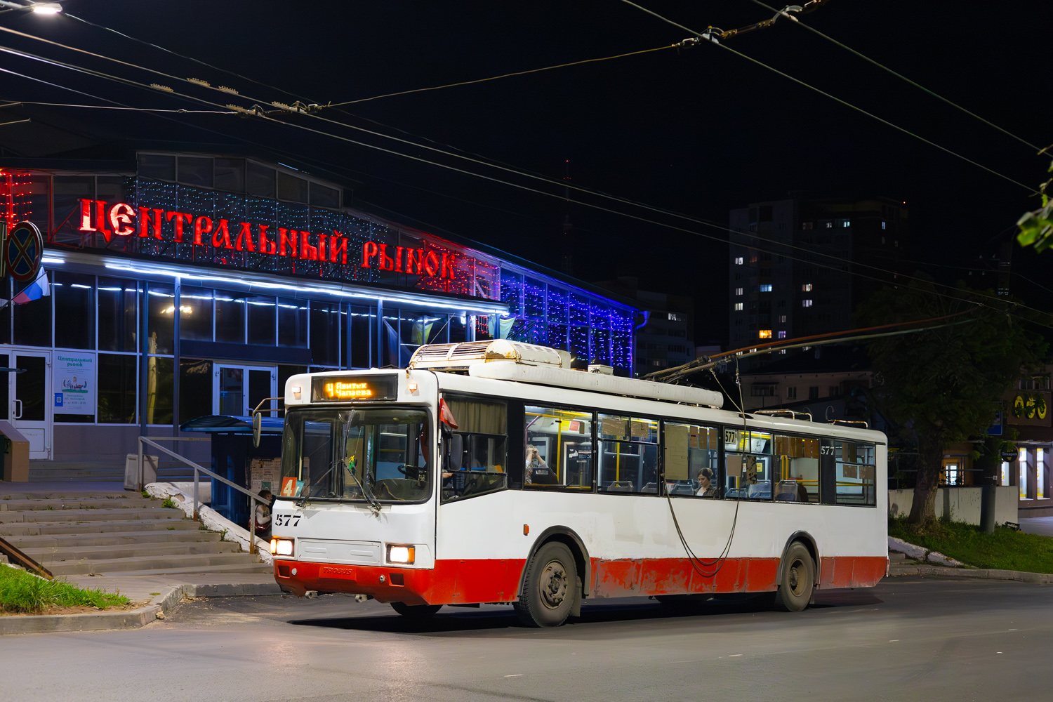 Киров, БТЗ-52764Р № 577