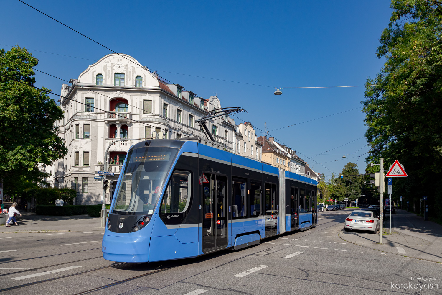Мюнхен, Siemens Avenio T2.7 № 2706