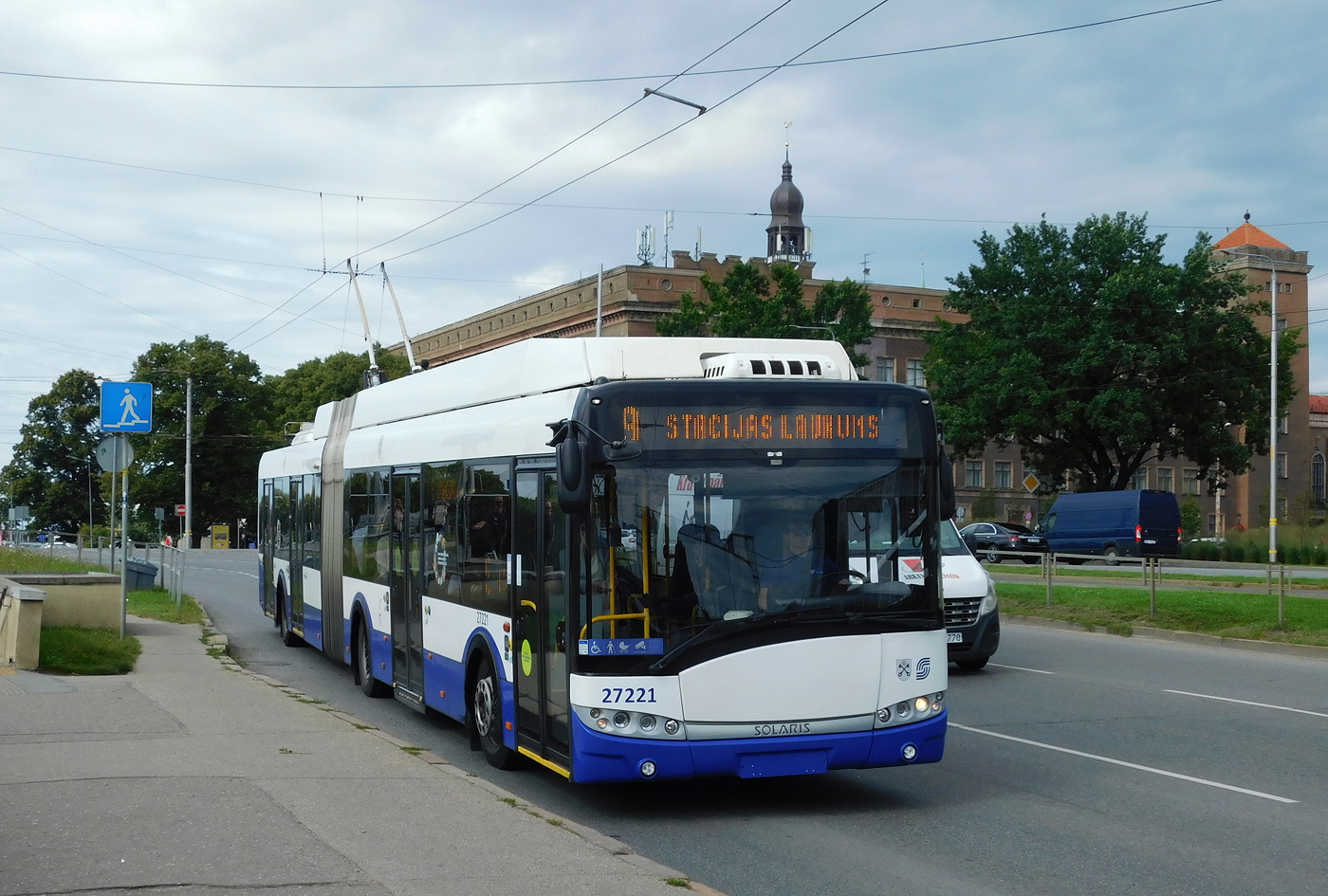 Рига, Škoda 27Tr Solaris III № 27221