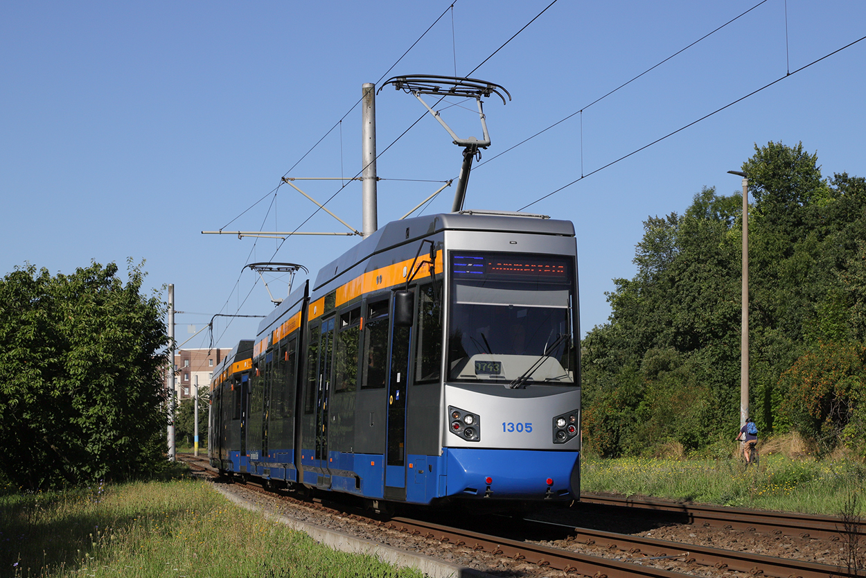 Лейпциг, Leoliner Fahrzeug-Bau Leipzig NGTW6L № 1305