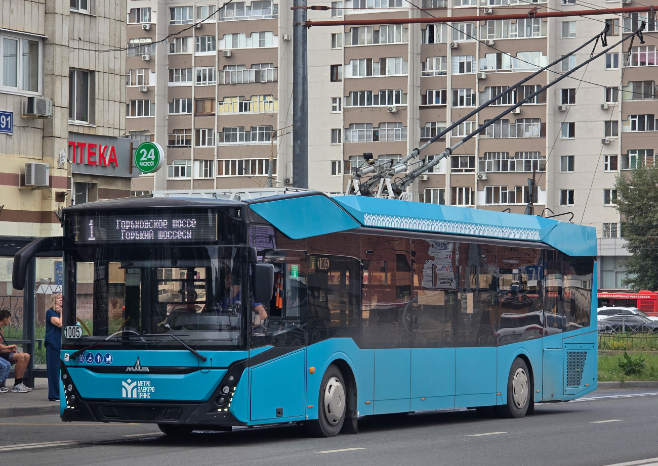 Казань, МАЗ-303Т22 № 1005