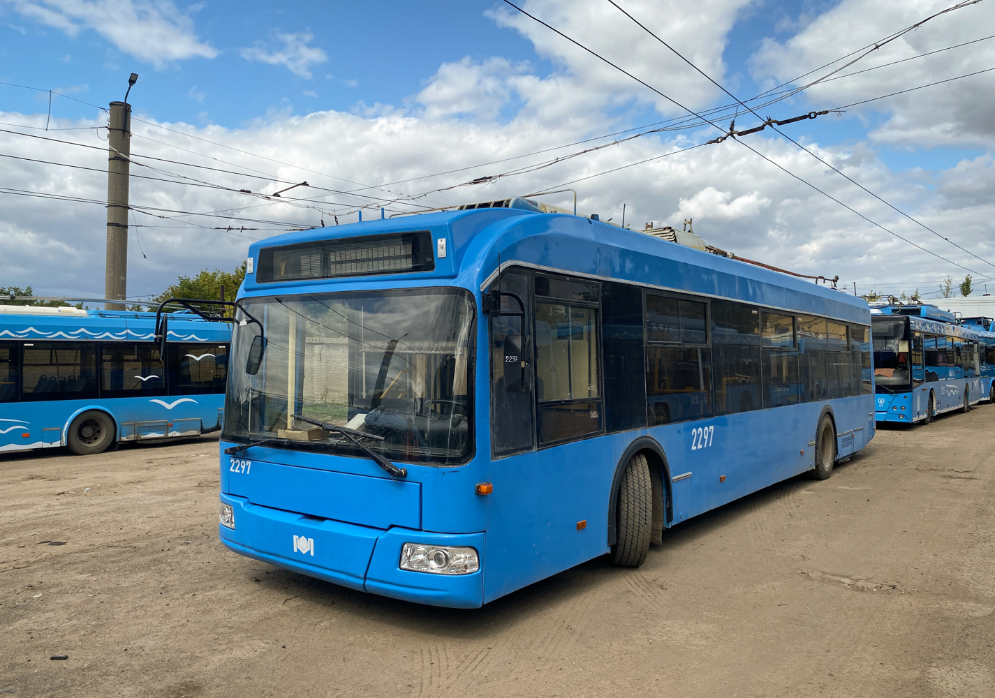 Саратов, БКМ 321 № 2297