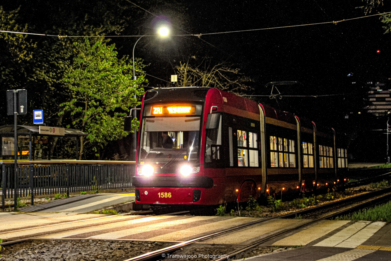 Лодзь, PESA Swing 122NaL № 1586