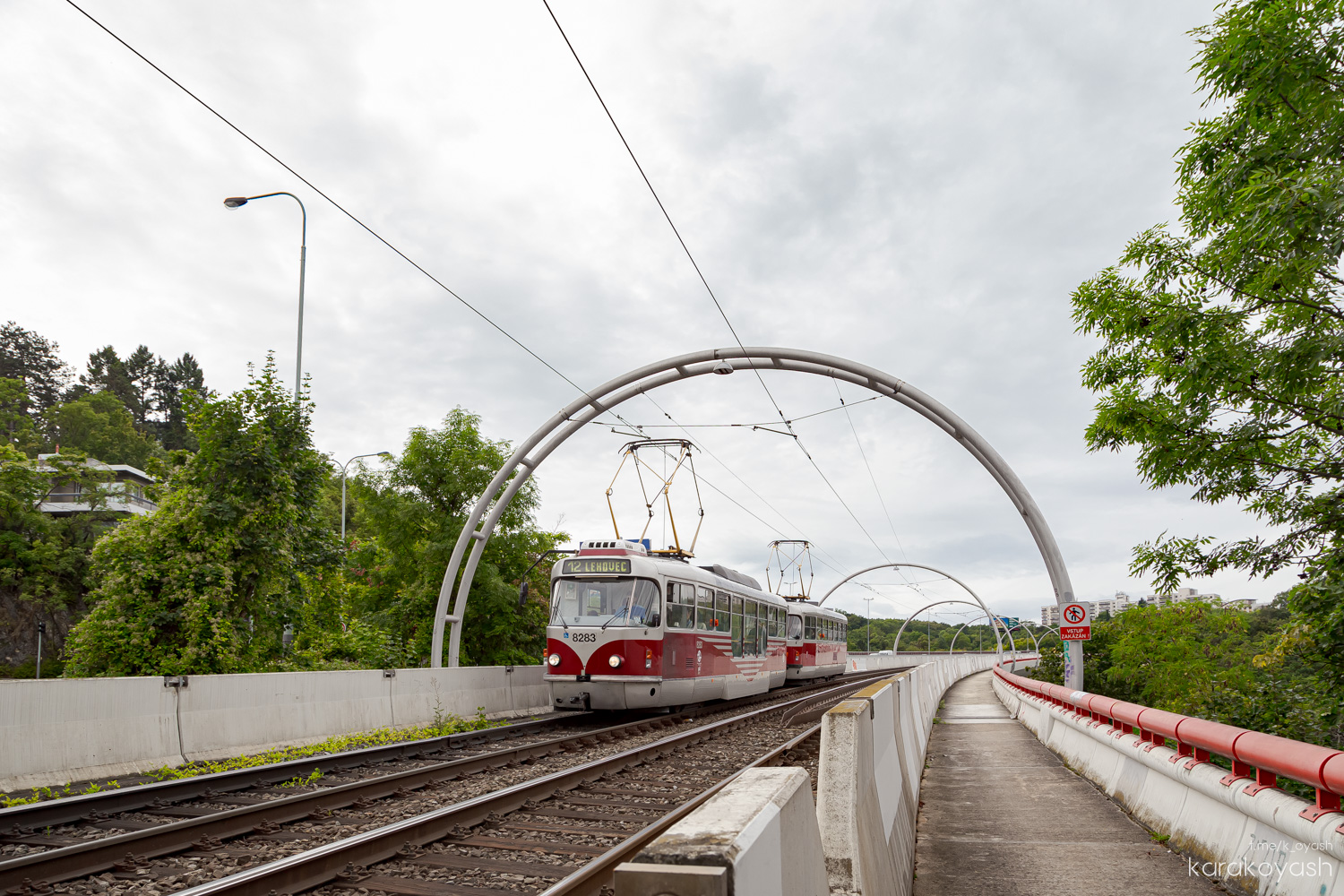 Prága, Tatra T3R.PLF — 8283