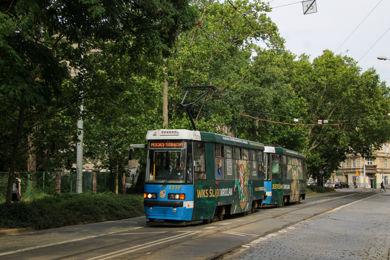 Вроцлав, Konstal 105NWr № 2338