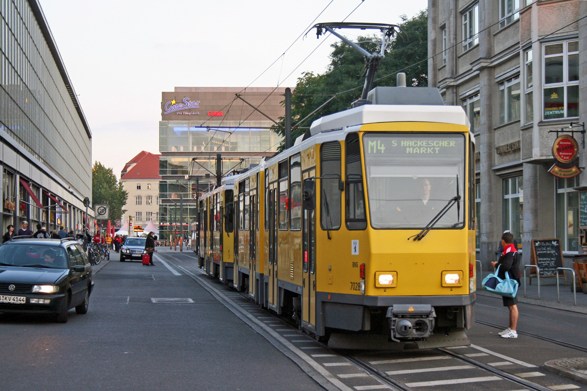 Берлин, Tatra KT4DtM № 7028
